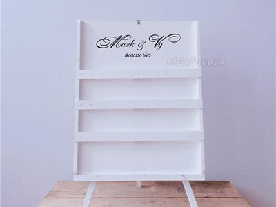 Bảng treo phụ kiện nữ trang Mark & Vy